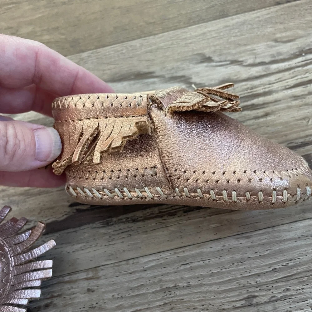 Minnetonka rose gold leather moccasins 3